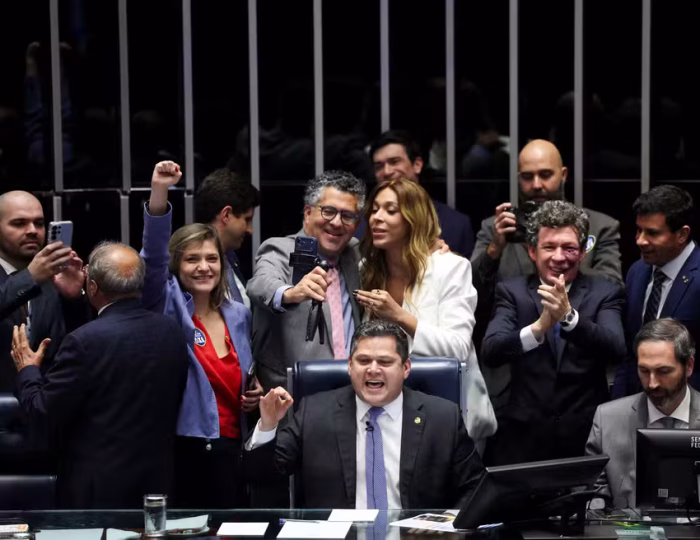 SENADO6x1